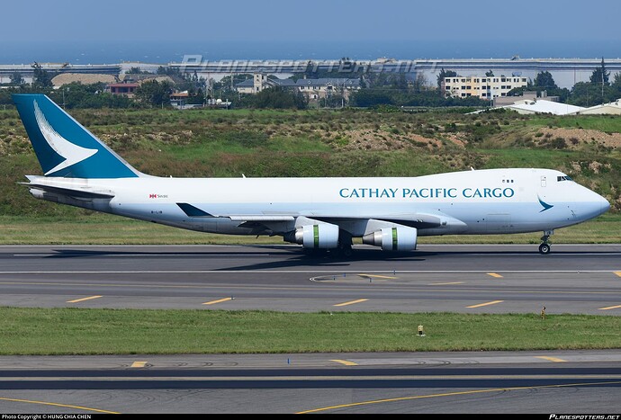 b-lib-cathay-pacific-boeing-747-467erf_PlanespottersNet_1500133_2434e916b7_o