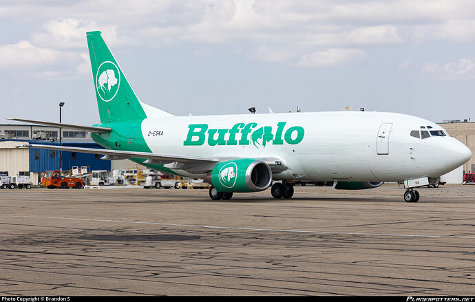 2-eska-buffalo-airways-boeing-737-301bdsf_PlanespottersNet_1466552_af6186295d_o