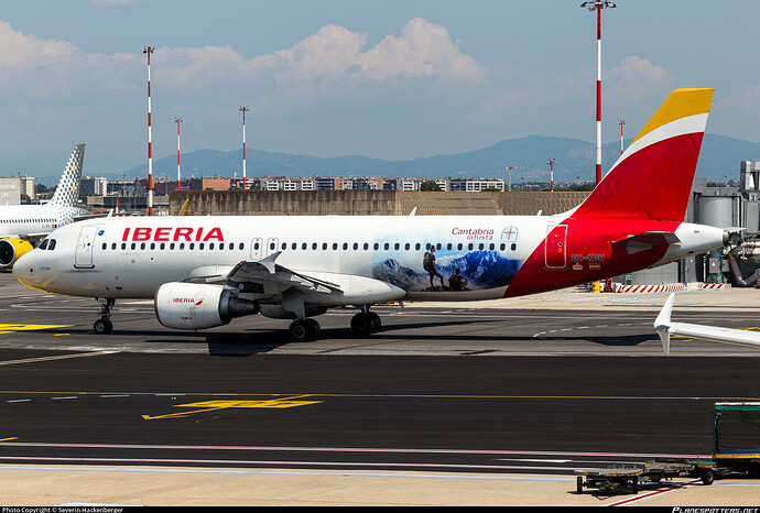 ec-koh-iberia-airbus-a320-214_PlanespottersNet_1456658_6b4e9be574_o