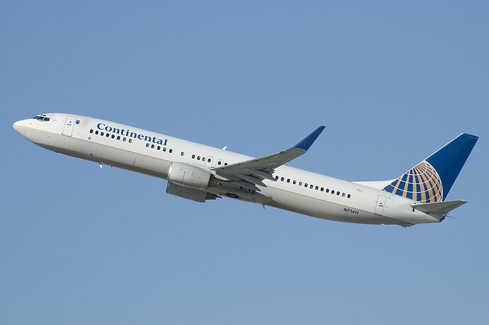 Continental_Airlines_Boeing_737-900_N71411