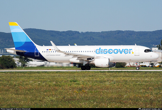 d-aiur-discover-airlines-airbus-a320-214wl_PlanespottersNet_1477232_9756a238a9_o