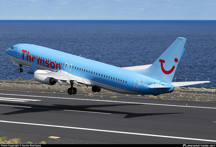 g-tawf-thomson-airways-boeing-737-8k5wl_PlanespottersNet_436526_c94a955606_o