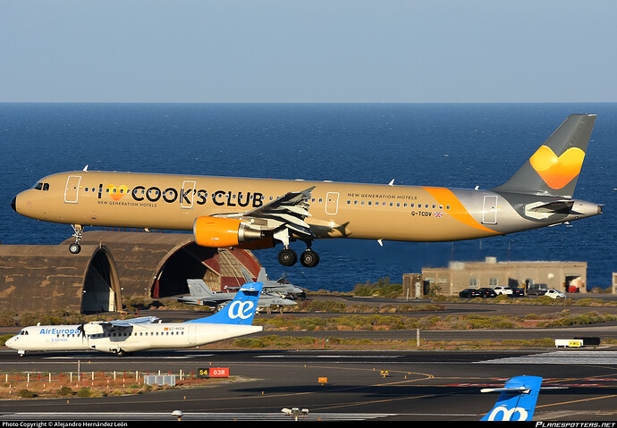 g-tcdv-thomas-cook-airlines-airbus-a321-211_PlanespottersNet_840150_847e292473_o