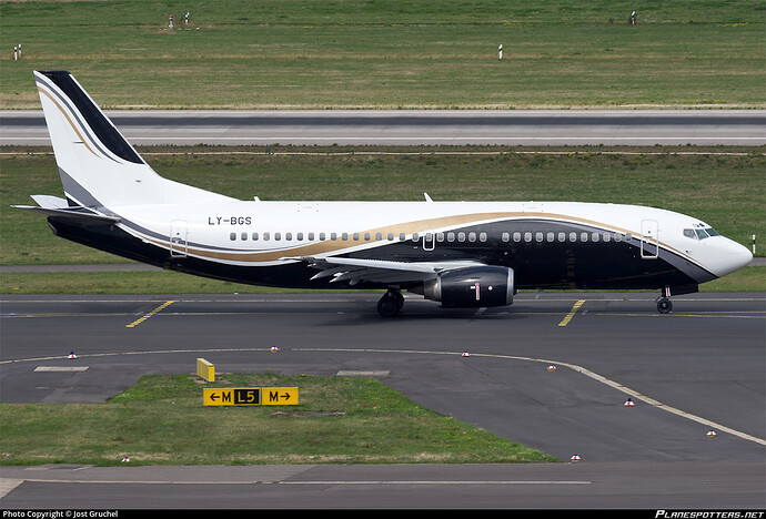 ly-bgs-klasjet-boeing-737-3l9_PlanespottersNet_995453_4f6ad85c91_o