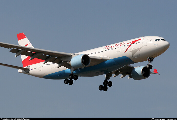 oe-lap-austrian-airlines-airbus-a330-223_PlanespottersNet_206927_3878535fc5_o