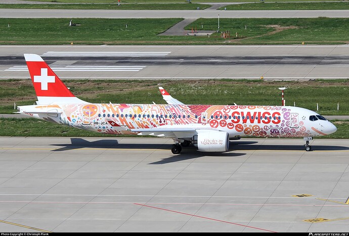 hb-jca-swiss-bombardier-cseries-cs300-bd-500-1a11_PlanespottersNet_1021315_09ca0db088_o