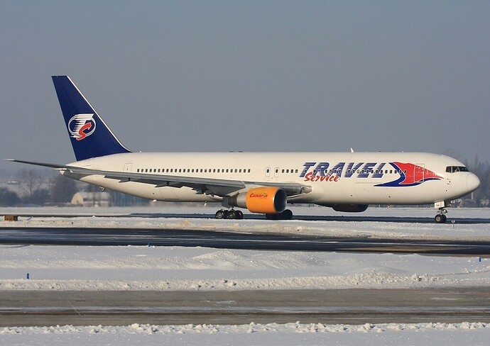 Boeing_767-383-ER,Travel_Service(Icelandair)_AN1658856
