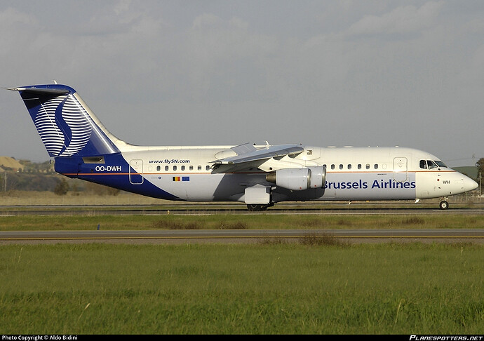 oo-dwh-sn-brussels-airlines-british-aerospace-avro-rj100-146-rj100_PlanespottersNet_042022_997054233b_o