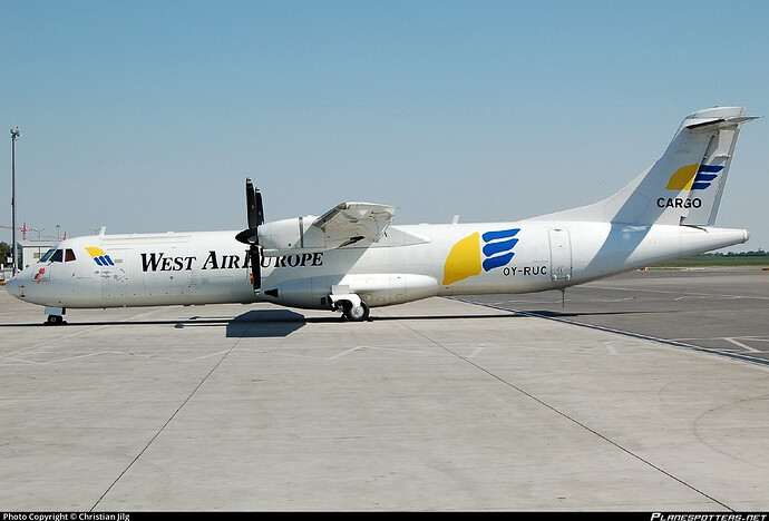 oy-ruc-west-air-europe-atr-72-201-f_PlanespottersNet_044833_8eb280e4e7_o