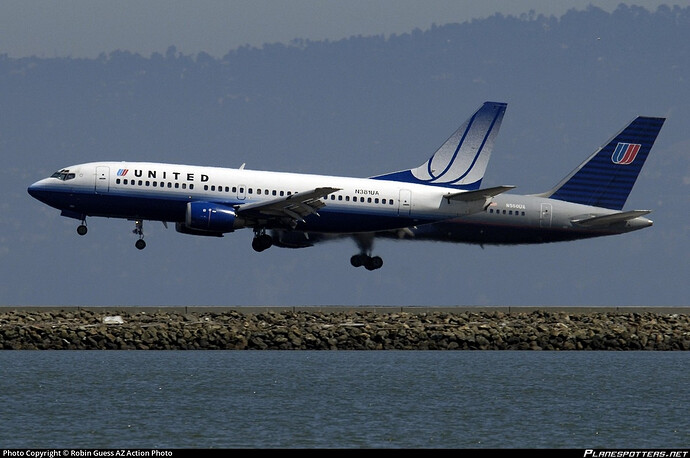 n381ua-united-airlines-boeing-737-322_PlanespottersNet_006686_a89e2ea930_o