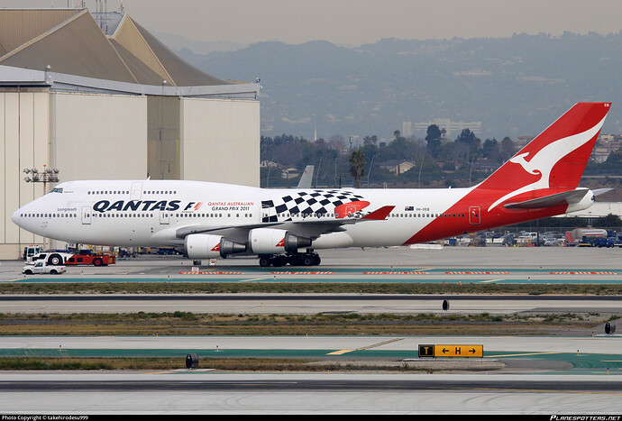 vh-oeb-qantas-boeing-747-48e_PlanespottersNet_175647_428ac52982_o
