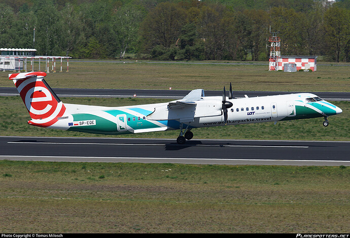 sp-eqe-lot-polish-airlines-bombardier-dhc-8-402-dash-8-q400_PlanespottersNet_957921_f63864b8a4_o
