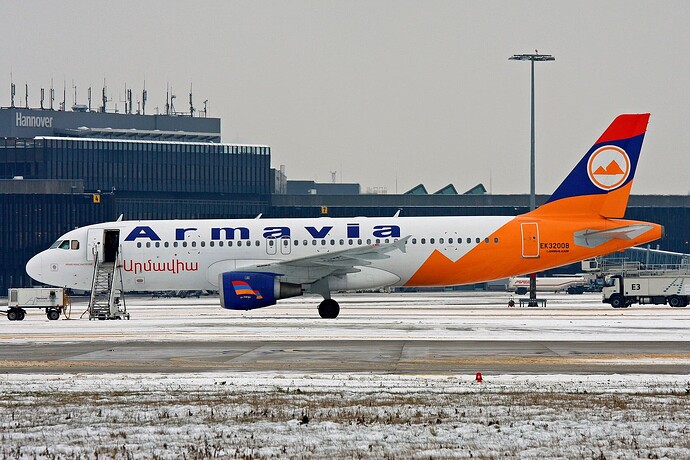 Armavia,_Airbus_A320-211,_EK32008
