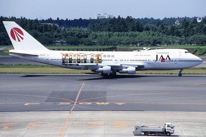 2560px-Japan_Asia_Airways_Boeing_747-146_(JA8128_21209_259)_(5251147914)