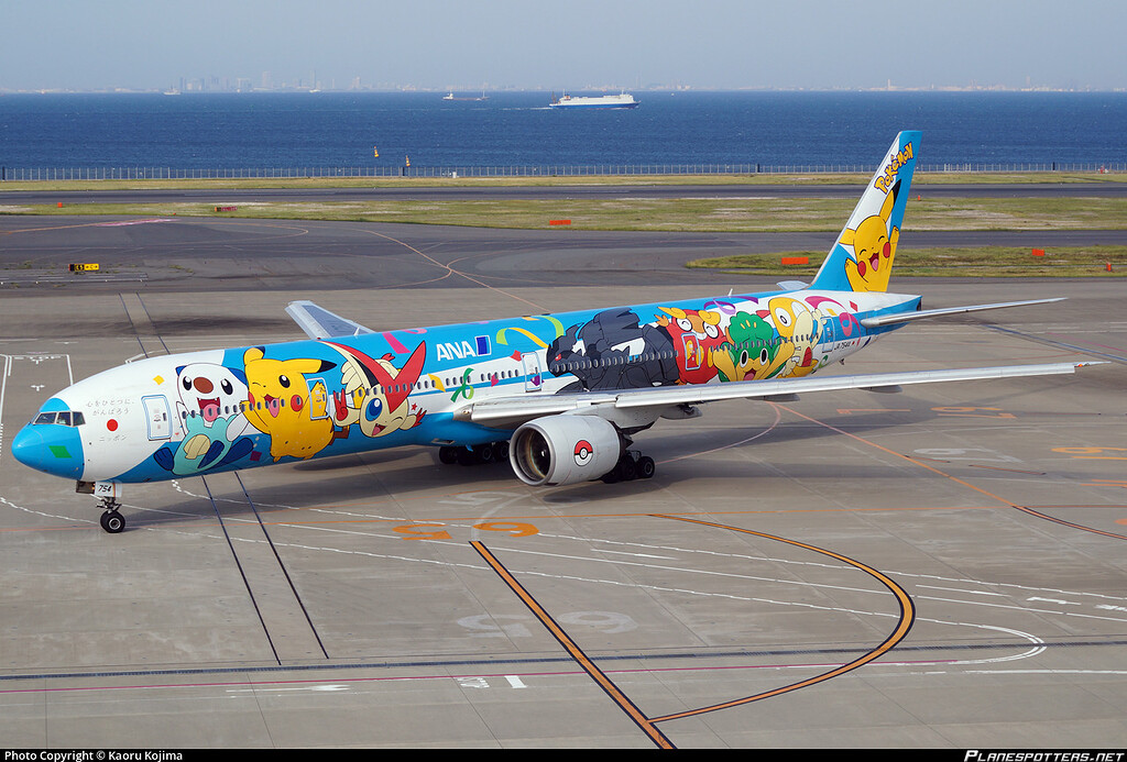 ANA / B773 - All Nippon Airways (Pokémon - Peace Jet livery