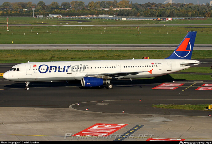 tc-onj-onur-air-airbus-a321-131_PlanespottersNet_1700044_6ea9f10fdb_o