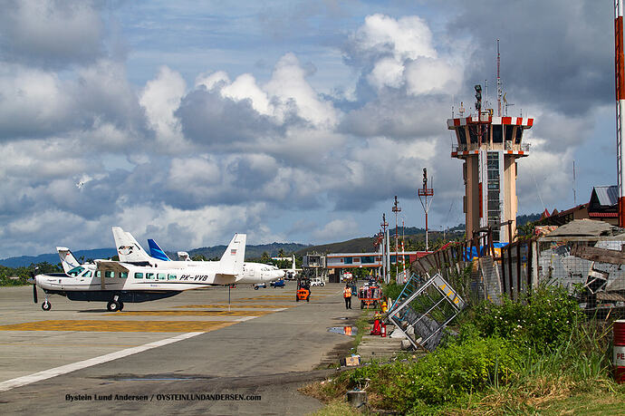 Sentani-Airport-DJJ-Jayapura-Papua-Susi-Air-March-2012-24-1