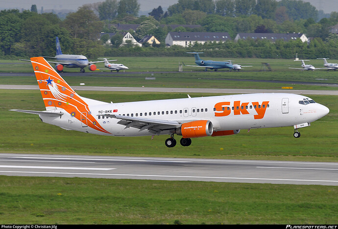 tc-ske-sky-airlines-boeing-737-4q8_PlanespottersNet_141725_30385f3861_o