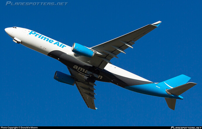 https://www.planespotters.net/photo/1685024/n5843k-amazon-prime-air-airbus-a330-343-p2f