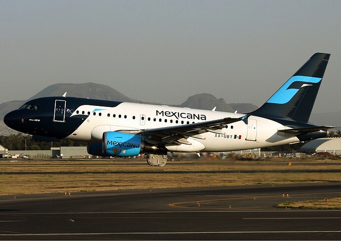 Mexicana_Airbus_A318_AADPR