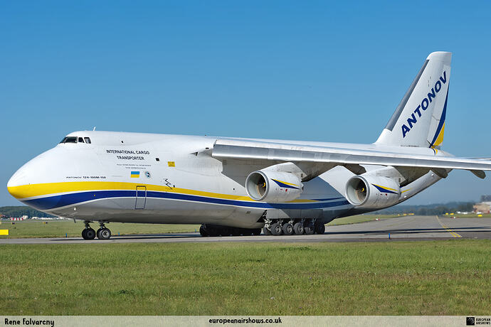 AN-124-(2)