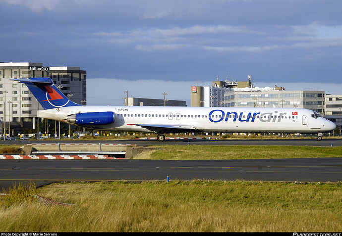 tc-oau-onur-air-mcdonnell-douglas-md-83-dc-9-83_PlanespottersNet_159847_25dd9cf696_o