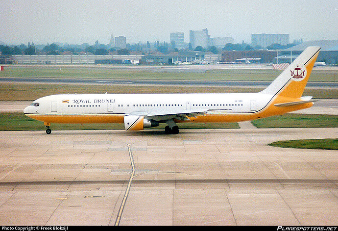 https://www.planespotters.net/photo/1502625/v8-rbe-royal-brunei-airlines-boeing-767-33aer