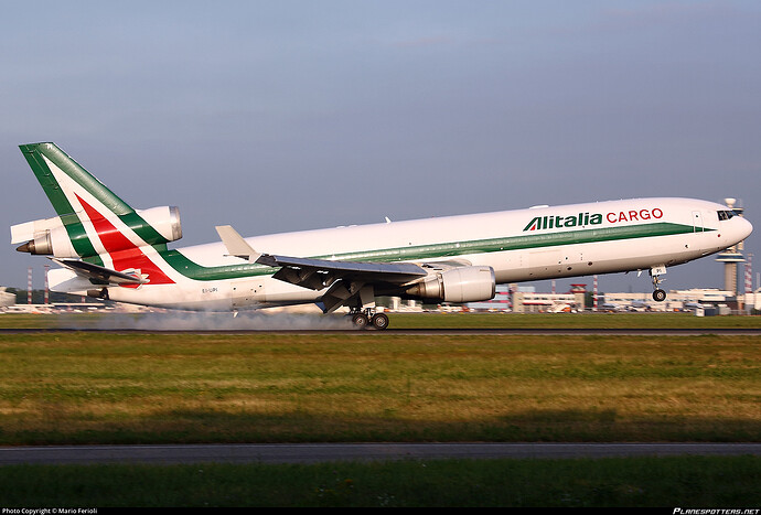 ei-upi-alitalia-linee-aeree-italiane-mcdonnell-douglas-md-11-f_PlanespottersNet_1144145_8b6f8bf42e_o