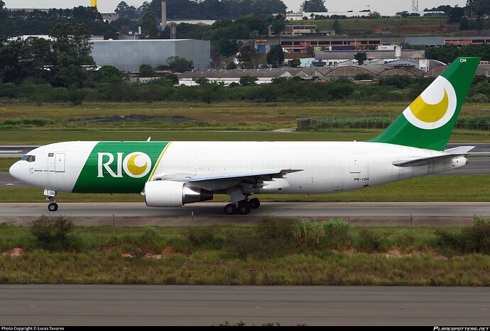 pr-ioh-rio-linhas-aereas-boeing-767-281-bdsf_PlanespottersNet_263745_3fa332e237_o
