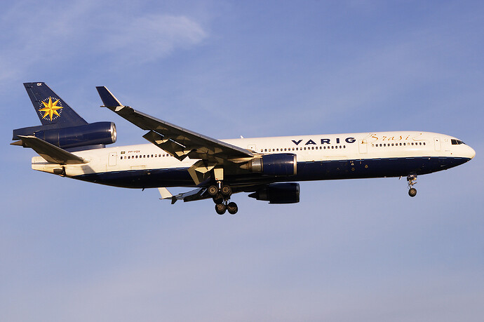 By Jakob Dahlgaard Kristensen - http://www.airliners.net/photo/Varig/McDonnell-Douglas-MD-11/1761333/L/, GFDL 1.2, https://commons.wikimedia.org/w/index.php?curid=17124983