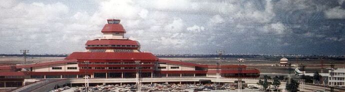 668a8cdc477759fef7b4f83ff019758e_BAKU_AIRPORT_005-e1454397284521-1920-515-c