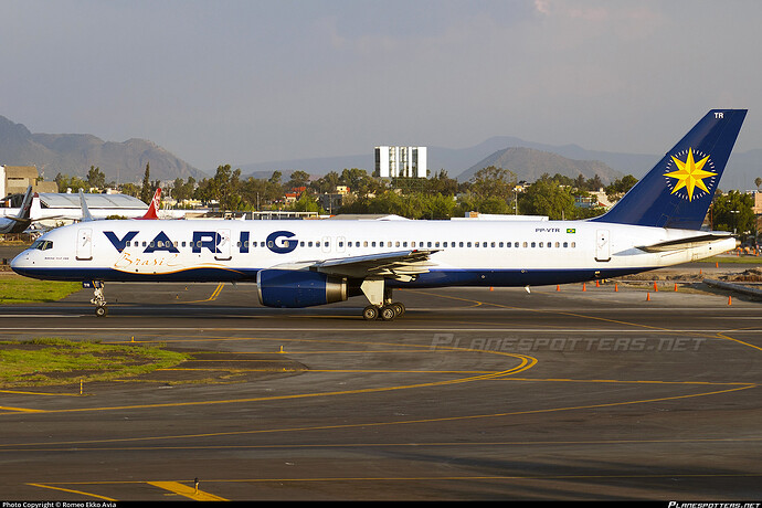 pp-vtr-varig-boeing-757-256_PlanespottersNet_1436674_ba5a51e4e8_o