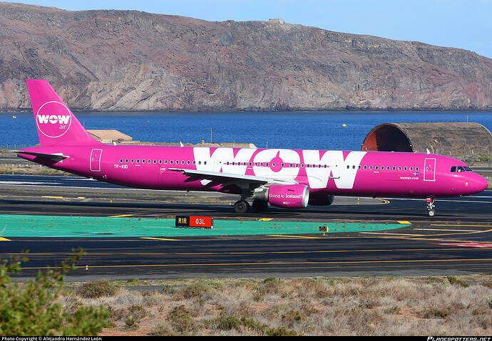 WOW - WOW Air - Airline - World of Airports forum