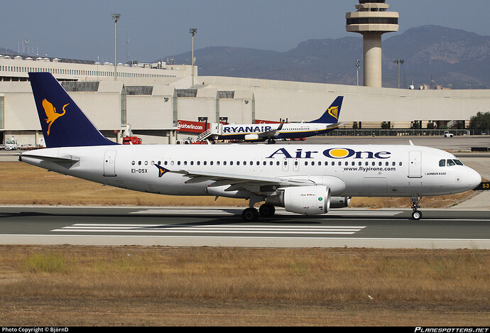ei-dsx-air-one-airbus-a320-216_PlanespottersNet_1098150_bf9576b98a_o