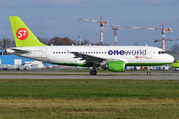 S7_Airlines_(Oneworld_Livery),VP-BTN,Airbus_A319-114(16268574998)(2)