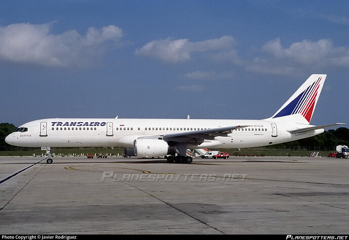 ei-cjx-transaero-boeing-757-2y0_PlanespottersNet_1518415_0620241693_o