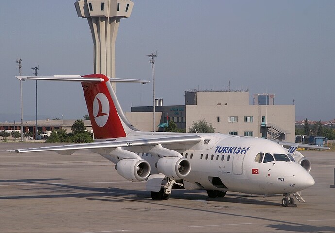 Turkish_Airlines_Avro_RJ70_KvW