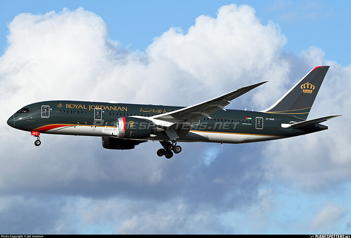 jy-bag-royal-jordanian-boeing-787-8-dreamliner_PlanespottersNet_1843354_56f3e5b490_o