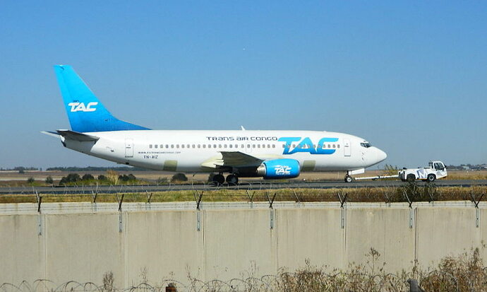 Trans_Air_Congo,_Boeing_737-33A,TN-AIZ(18922089785)