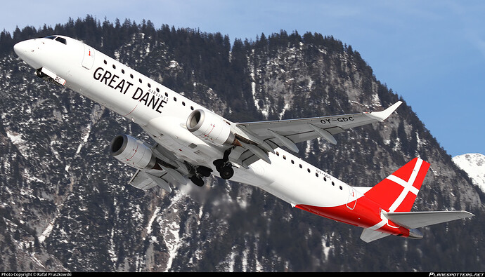 oy-gdc-great-dane-airlines-embraer-erj-195lr-erj-190-200-lr_PlanespottersNet_1395434_7a7758286b_o