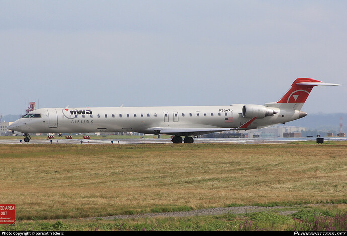 n934xj-northwest-airlink-bombardier-crj-900lr-cl-600-2d24_PlanespottersNet_105182_310802bac9_o
