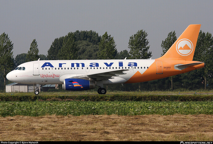 ek32012-armavia-airbus-a319-132_PlanespottersNet_271914_767cbe83cd_o