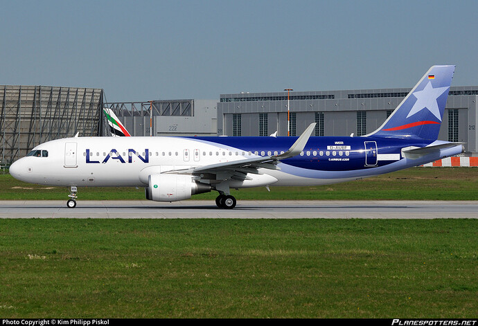 d-aubf-lan-airlines-airbus-a320-214-wl_PlanespottersNet_514815_139f4a2df7_o