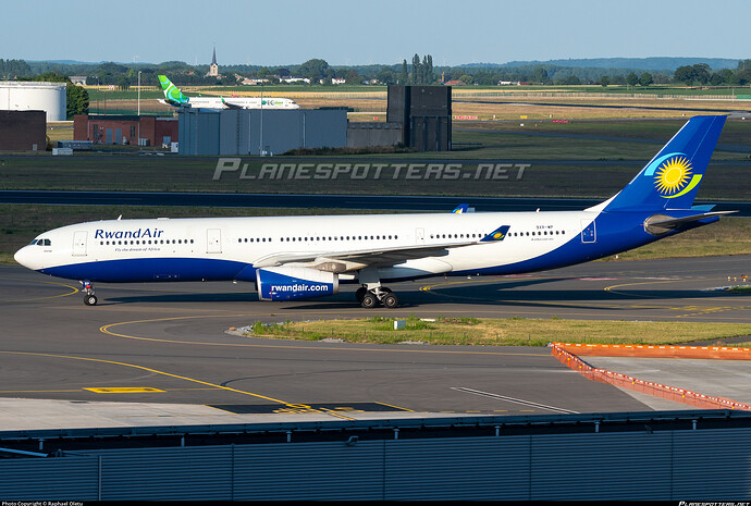 9xr-wp-rwandair-airbus-a330-343_PlanespottersNet_1372244_efaf988519_o
