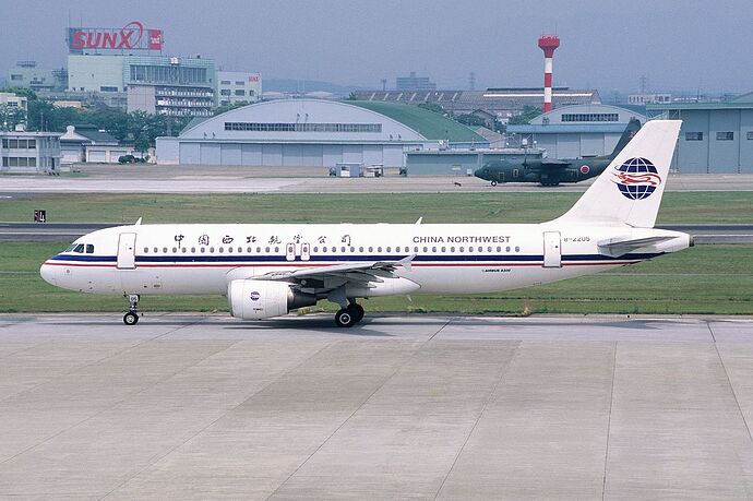 By contri from Yonezawa, Yamagata, Japan - China Northwest Airlins Airbus A320-214 (B-2205/984), CC BY-SA 2.0, https://commons.wikimedia.org/w/index.php?curid=46846473