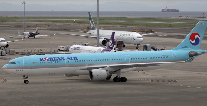 Снимок экрана 2025-10-17 в 23.43.40