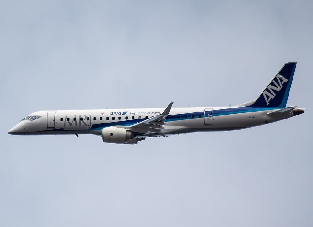 【新品】MRJ90 Paris Airshow 2017 1:100 Paris Air Show 2017 - Preview