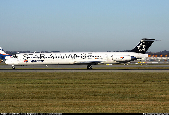 ec-gvo-spanair-mcdonnell-douglas-md-83-dc-9-83_PlanespottersNet_267685_99e239e272_o