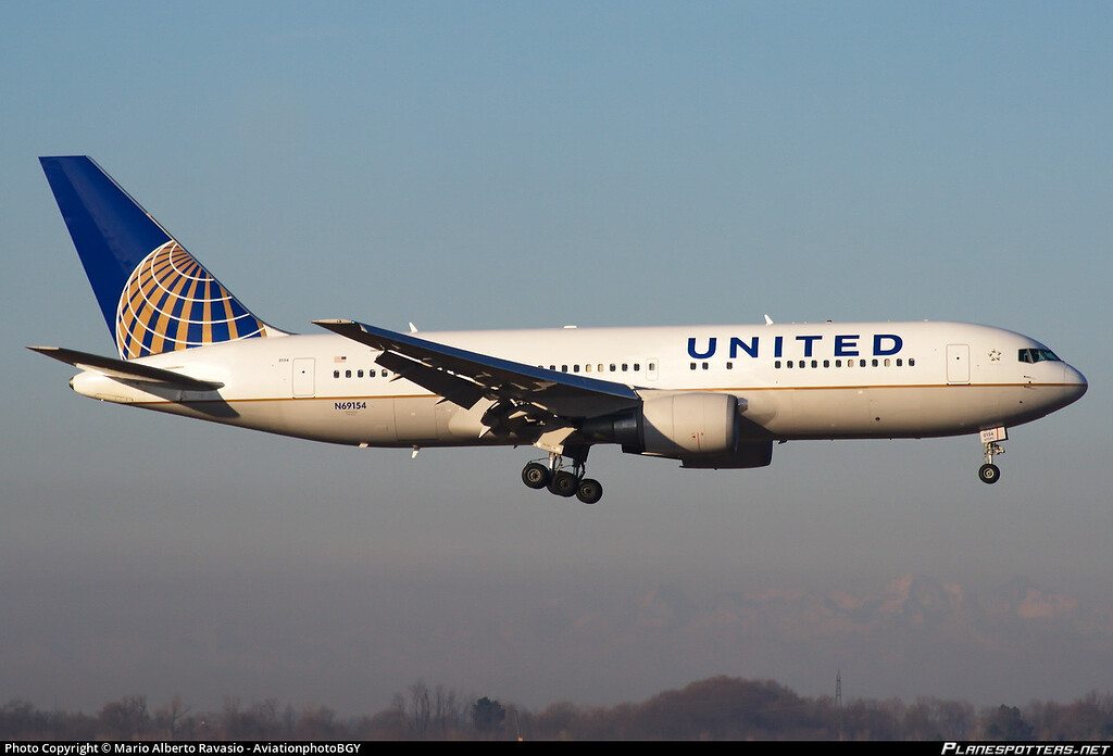 UAL / B762 - United Airlines (Old Colours livery) - Livery Suggestions ...
