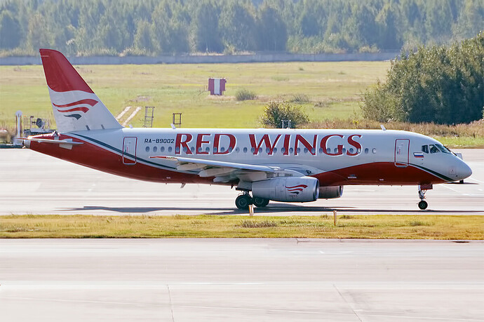 Red_Wings,_RA-89002,Sukhoi_Superjet_100-95B(21365645755)